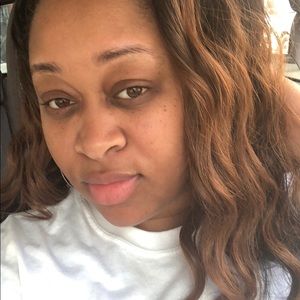 Meet your Posher, Shakira